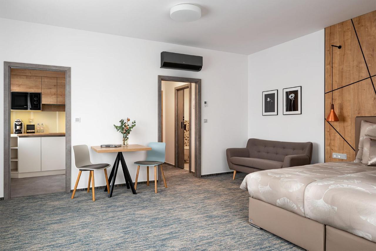 Hotel Osvit Mladá Boleslav Exteriör bild